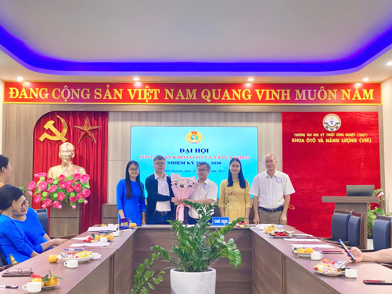 Đại Hội Công Đoàn Khoa Ô tô Và Năng Lượng Nhiệm Kỳ 2025–2030: Đoàn Kết – Đổi Mới – Phát Triển