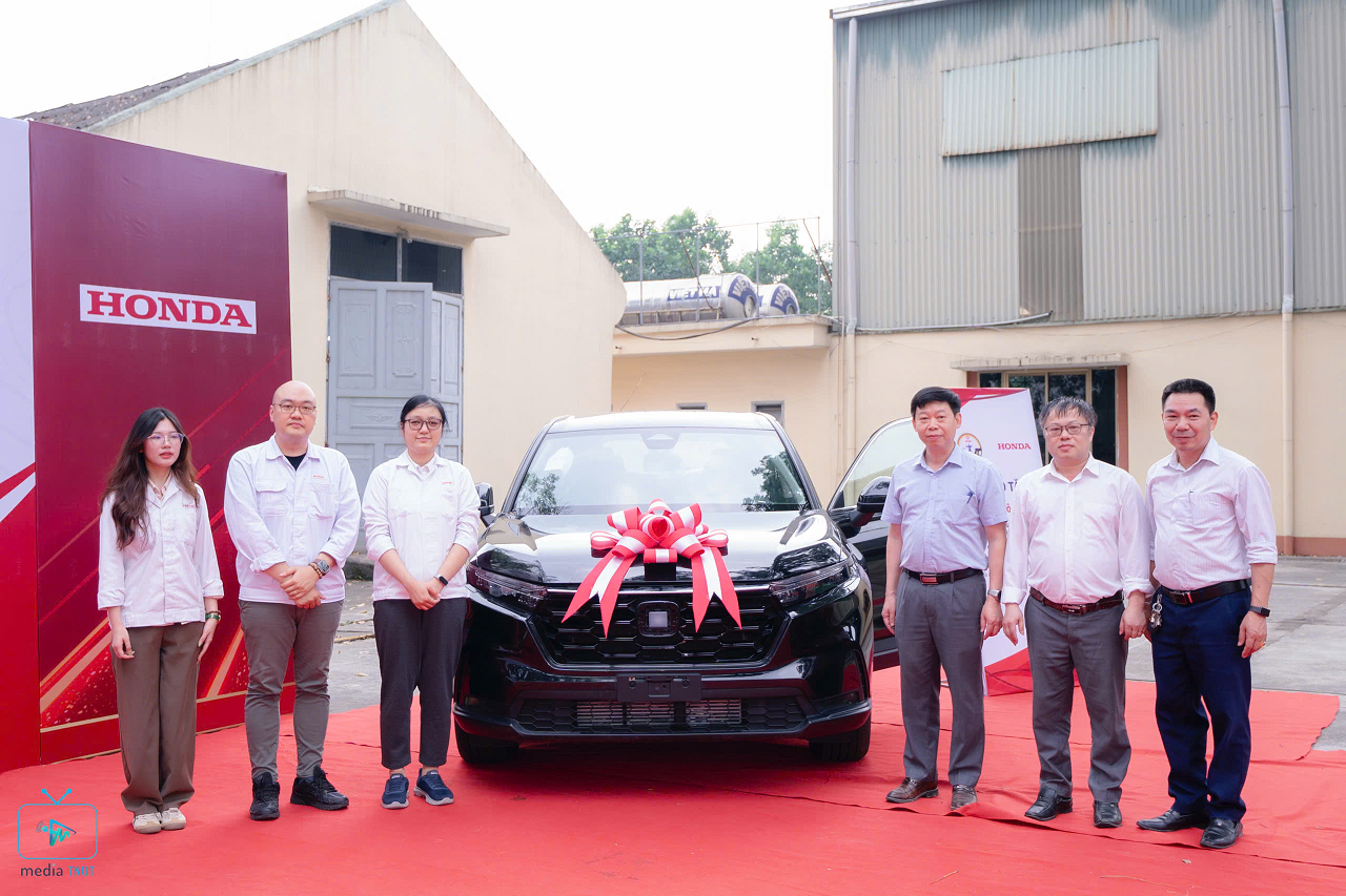 Trường Đại học Kỹ thuật Công nghiệp Tiếp Nhận Xe Ô Tô Honda CR-V Phục Vụ Đào Tạo, Thực Hành Và Nghiên Cứu Tại Khoa Ô tô Và Năng Lượng.